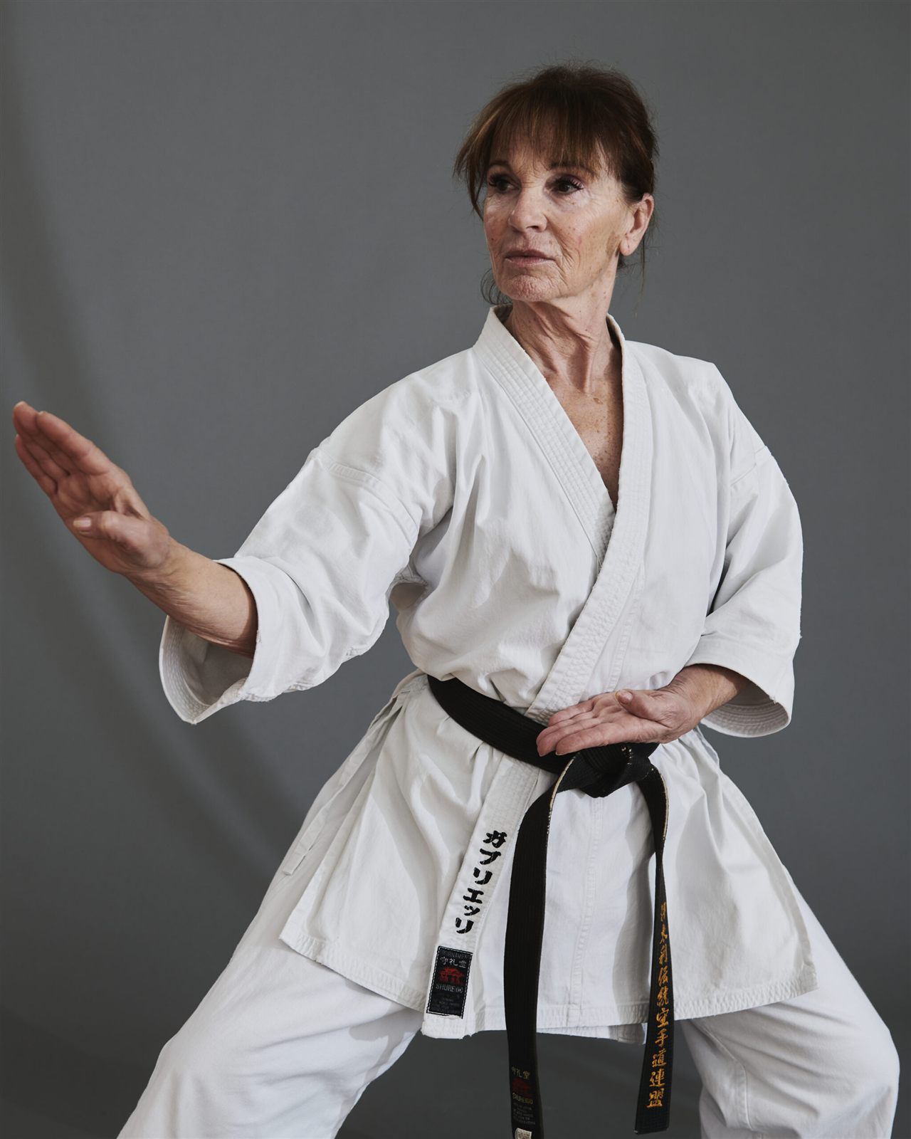 Loretta Gabrielli durante l’esecuzione di una tecnica di karate